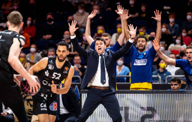 了坚实的基 了坚实的基